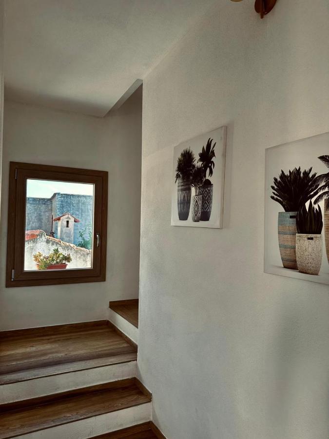 B&B Luchia Орозеи Экстерьер фото