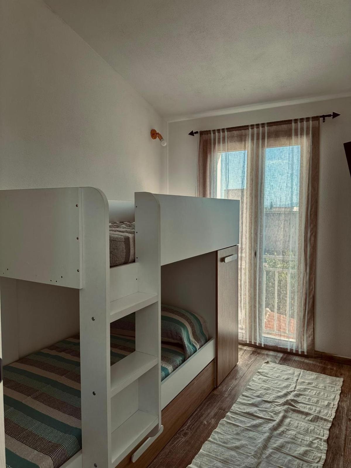 B&B Luchia Орозеи Экстерьер фото